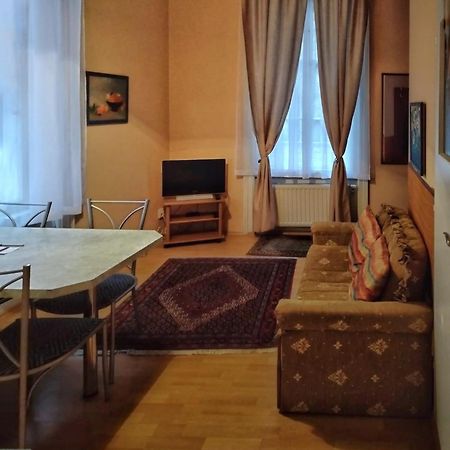 Delux Kolonada Appartement Karlsbad Buitenkant foto